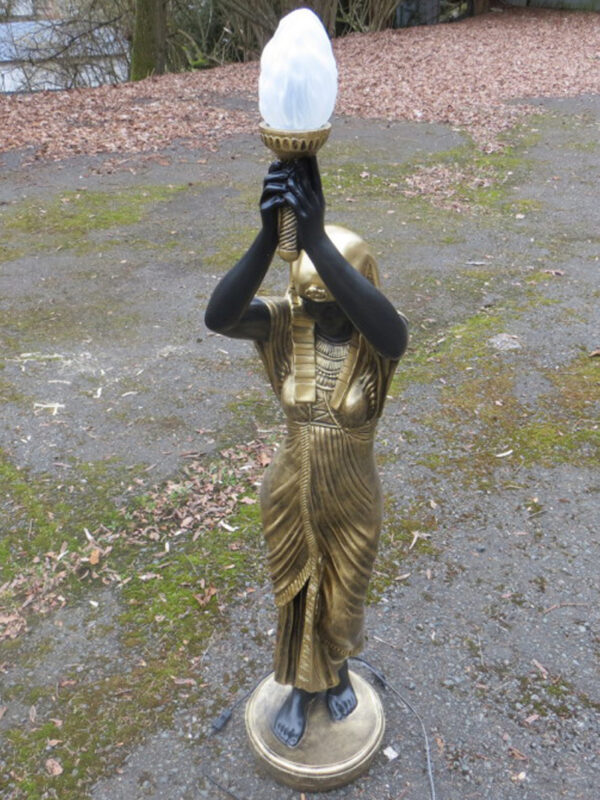 Ägyptische Figur Frau mit Lampe beleuchtet, 135 cm hoch