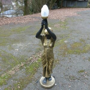 Ägyptische Figur Frau mit Lampe beleuchtet, 135 cm hoch 5