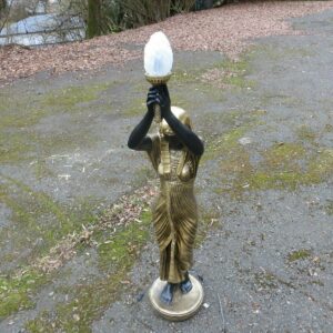 Ägyptische Figur Frau mit Lampe beleuchtet, 135 cm hoch 4
