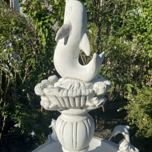 Gartenbrunnen rund aus Beton mit Delphinsujet, 165 cm hoch 7