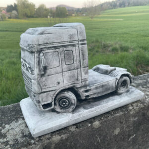 Lastwagen Modell aus Beton, DAF Sattelschlepper, Gartendeko 4