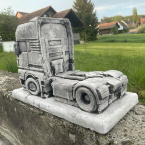 LKW MAN Modell aus Beton, Sattelschlepper für Gartendeko 3