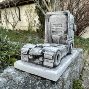 LKW MAN Modell aus Beton, Sattelschlepper für Gartendeko 4
