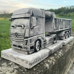 LKW Modell Beton, Mercedes mit Auflieger als Blumentopf 5