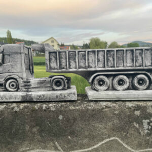 LKW Modell Beton, Mercedes mit Auflieger als Blumentopf 1