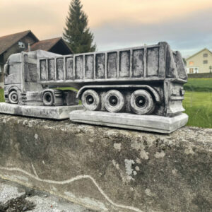 LKW Modell Beton, Mercedes mit Auflieger als Blumentopf 2