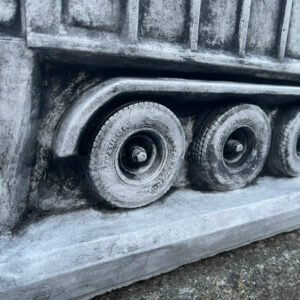 Blumentopf aus Beton, LKW Scania mit Kippmuldenauflieger 7
