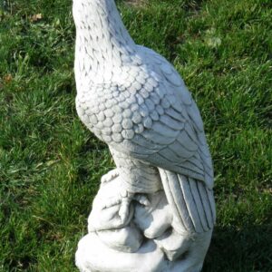 Betonfigur Adler für den Garten, Blick rechts, 58 cm hoch 4