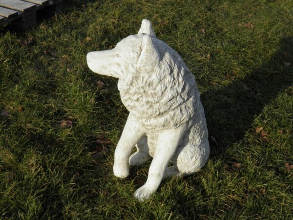 Betonsteinfigur sitzender Wolf, 68 cm hoch 6