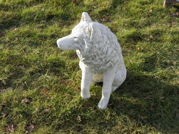 Betonsteinfigur sitzender Wolf, 68 cm hoch 5