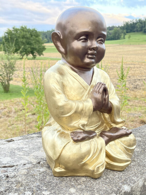 Dekostatue buddhistischer Mönch am Beten, 38 cm hoch 2