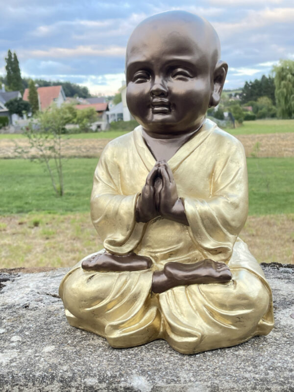 Dekostatue buddhistischer Mönch am Beten, 38 cm hoch 10