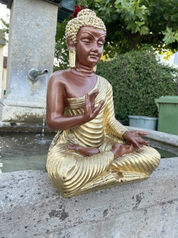 Buddha Statue sitzend mit Abhaya Mudra, 43 cm hoch 2