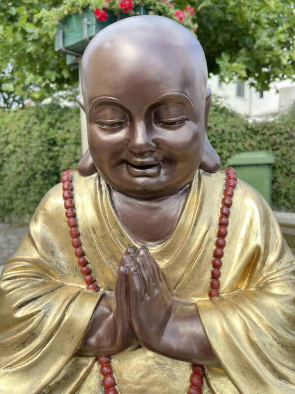 Betender buddhistischer Mönch, 52 cm hoch 7