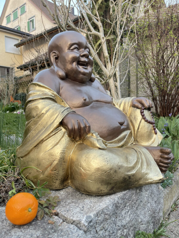 Glücksbuddha mit Glückskette, 60 cm hoch 4