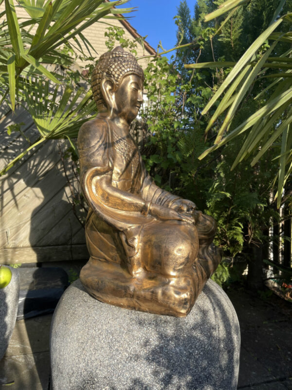 Buddha Figur auf Kissen sitzend, 70 cm hoch 5