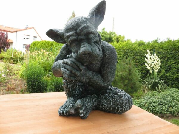 Dekofigur für den Garten, hockender Gargoyle, 47 cm hoch 3