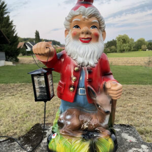 Grosser Gartenzwerg XXL beleuchtet, Laterne und Reh, H: 80cm