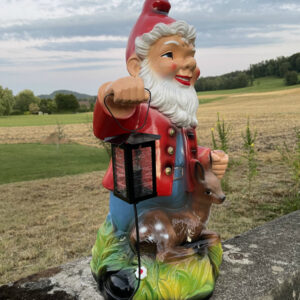 Grosser Gartenzwerg XXL beleuchtet, Laterne und Reh, H: 80cm 1