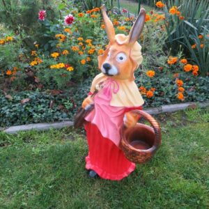 Osterhasen-Dame mit Korb und Schirm, 70 cm hoch 6