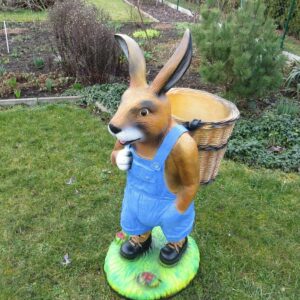 Grosser Osterhase mit Rückenkorb zum füllen, 110 cm hoch 5