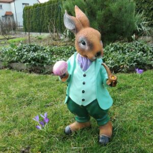 Osterhase mit Osterei und Pfeife, 46 cm hoch 4