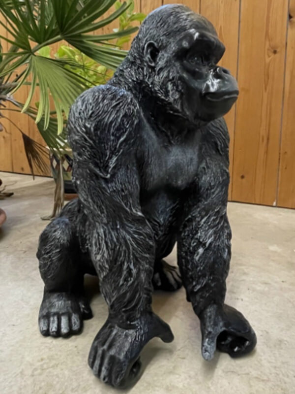 Junger Gorilla, hockend, 58 cm hoch 3