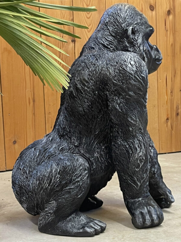 Junger Gorilla, hockend, 58 cm hoch 5