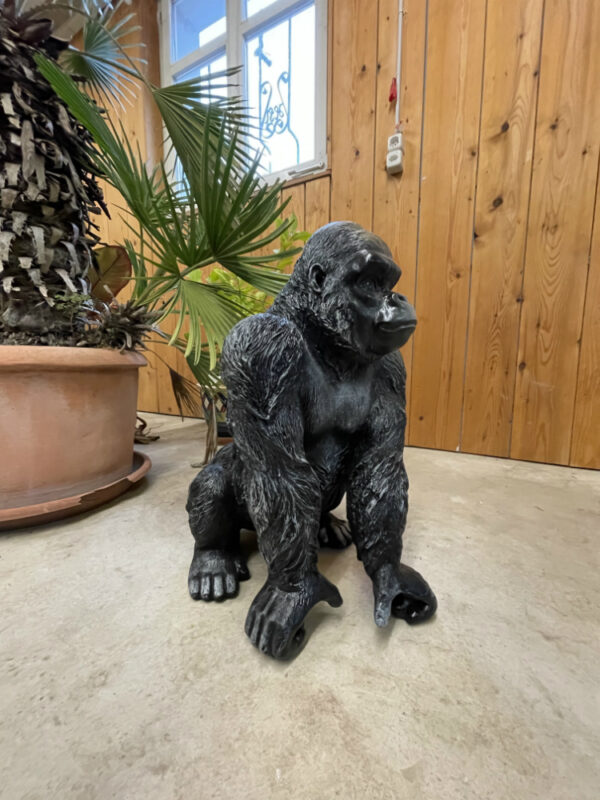 Junger Gorilla, hockend, 58 cm hoch 10