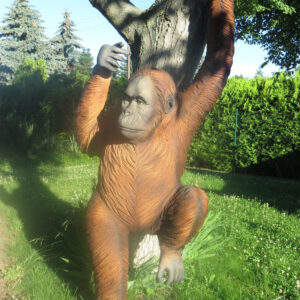 Lebensgrosse Orang Utan Affenfigur, 240 cm hoch 1