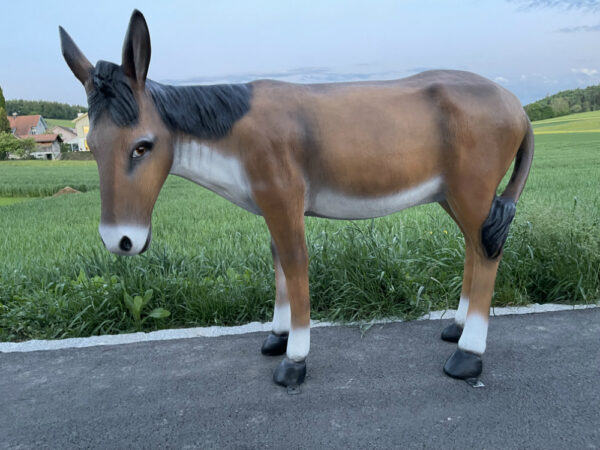 Grosse Esel Dekofigur für den Garten, 100 cm hoch