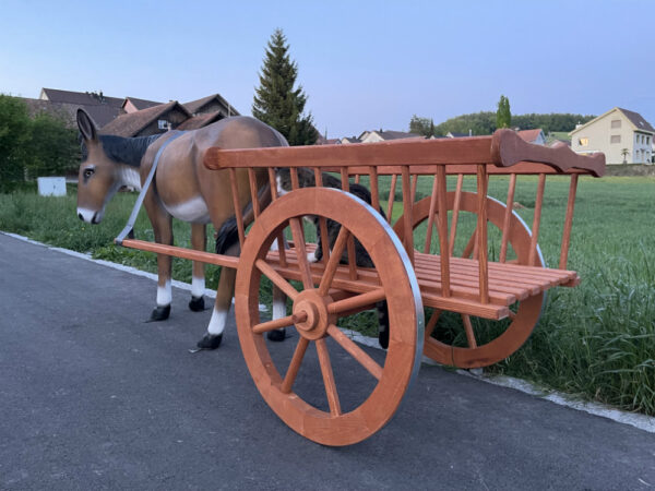 Deko Esel lebensgross mit Wagen 1-Achser, 260 cm lang 10