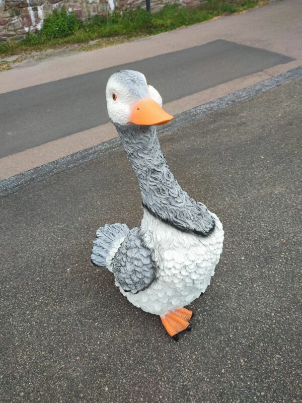 Grosse Deko Gans für den Garten, verschiedene Farben, 75 cm 8