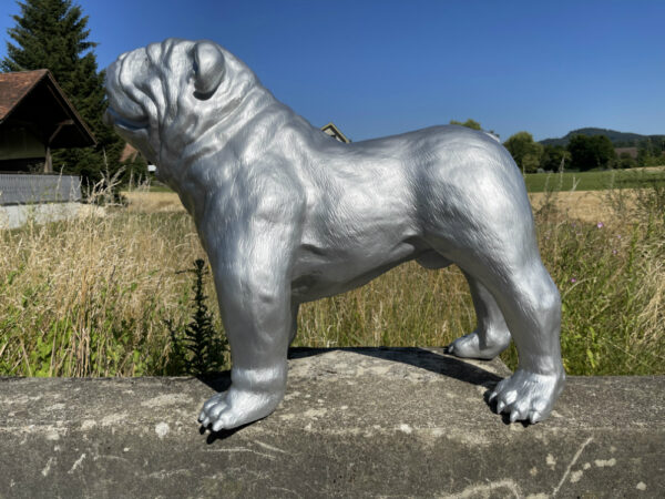 Englische Bulldoggenfigur in Silber oder individuell, 90 cm lang 7