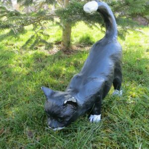 Deko Katze für den Garten, auf der Pirsch, 40 cm lang 4