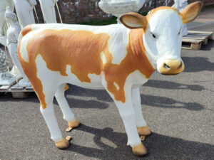 Kalbfigur Deko lebensgross, Simmentaler Fleckvieh, 100cm hoch