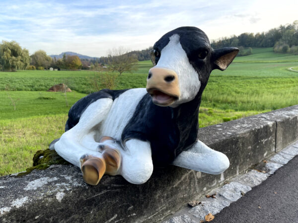 Dekokalb für den Garten, liegend, schwarz-weiss, 90 cm lang 7