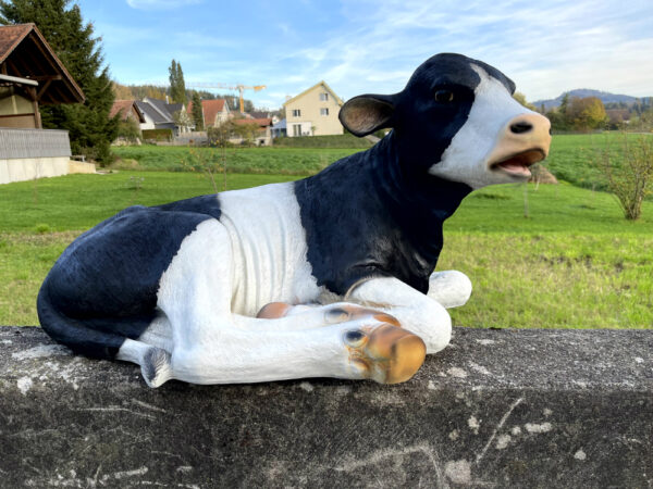 Dekokalb für den Garten, liegend, schwarz-weiss, 90 cm lang 4