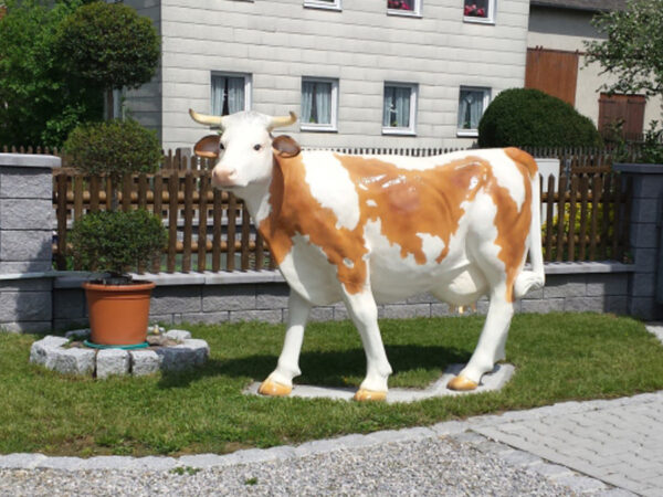 Kuh Dekofigur lebensgross, 170cm hoch, Simmentaler Fleckvieh 4