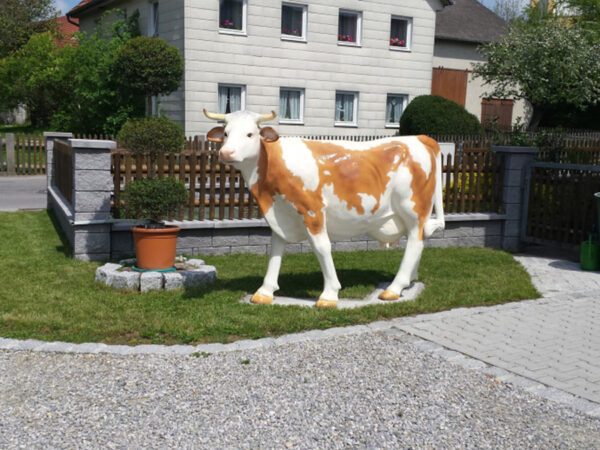 Kuh Dekofigur lebensgross, 170cm hoch, Simmentaler Fleckvieh 3