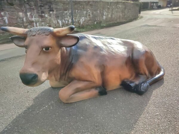 Dekofigur Ochse für draussen im Garten, liegend, 145 cm lang 3