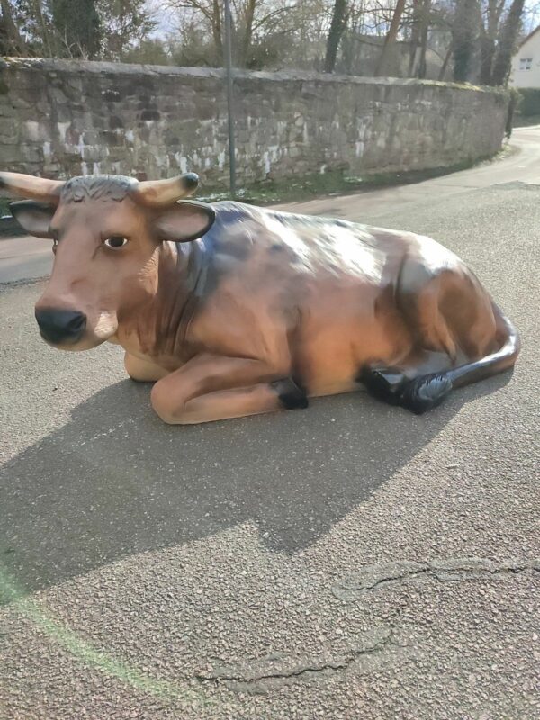 Dekofigur Ochse für draussen im Garten, liegend, 145 cm lang 2