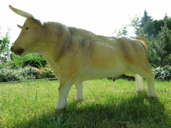 Deko Stier Figur für den Garten, beige, 65 cm hoch 2