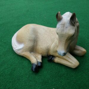 Pferdefigur Deko, liegend, 40 cm lang, beige mit weissem Haar 5