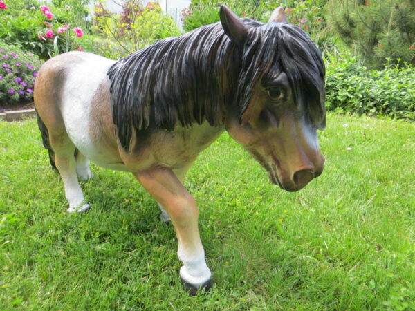 Gartenfigur Pony, 75 cm hoch, braun-weiss