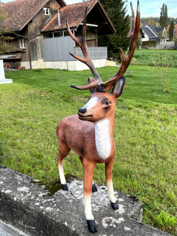 Hirsch als Gartendeko, 115 cm hoch 2