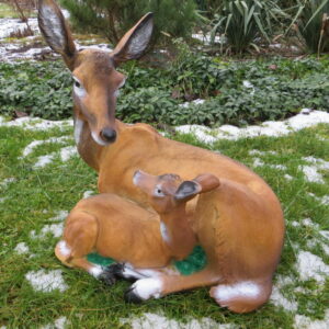 Hirschfigur Deko: Hirschkuh mit Kalb, 42 cm hoch