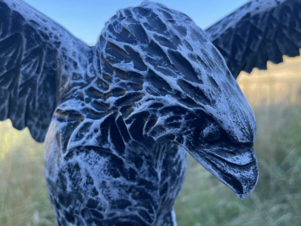 Gartendekofigur Adler mit Jungem in Betonoptik, 54 cm hoch 6