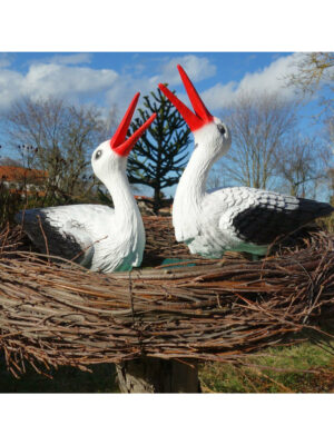 2 Klapperstörche im Nest für den Garten, Ø 80 cm