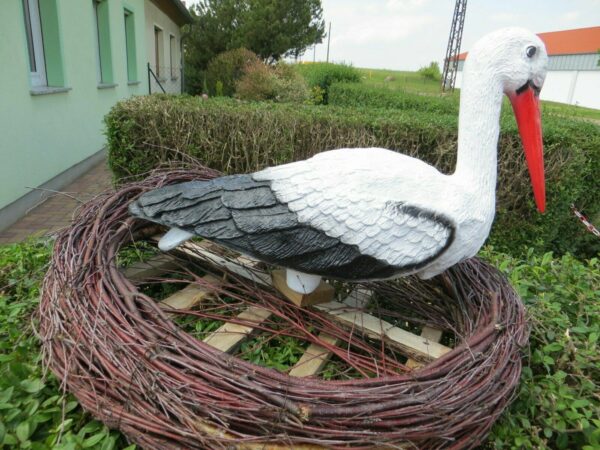 Storchenfigur im Nest als Gartendeko, Ø 80 cm 3